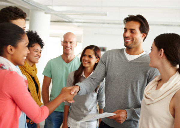 ムードメーカー