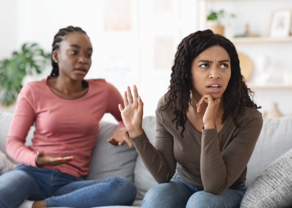 険悪な雰囲気の2人