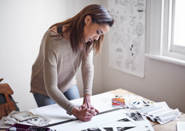 完璧に仕事をする女性