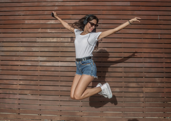 元気いっぱいな人のイメージ