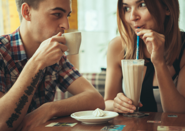 信頼し合っているカップル