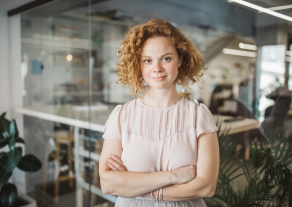 自信を持っている女性